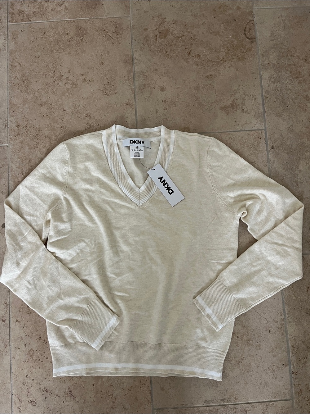 NWT DKNY sweater